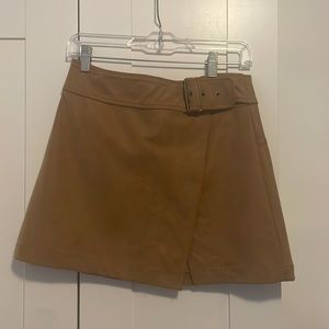 NWT free people suede skirt with belt in color camel size 4